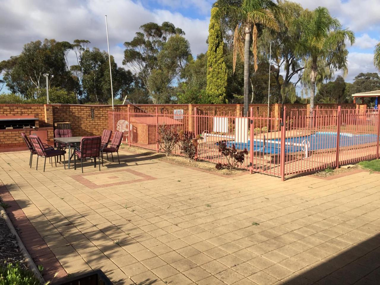 Kadina Gateway Motor Inn Exterior photo